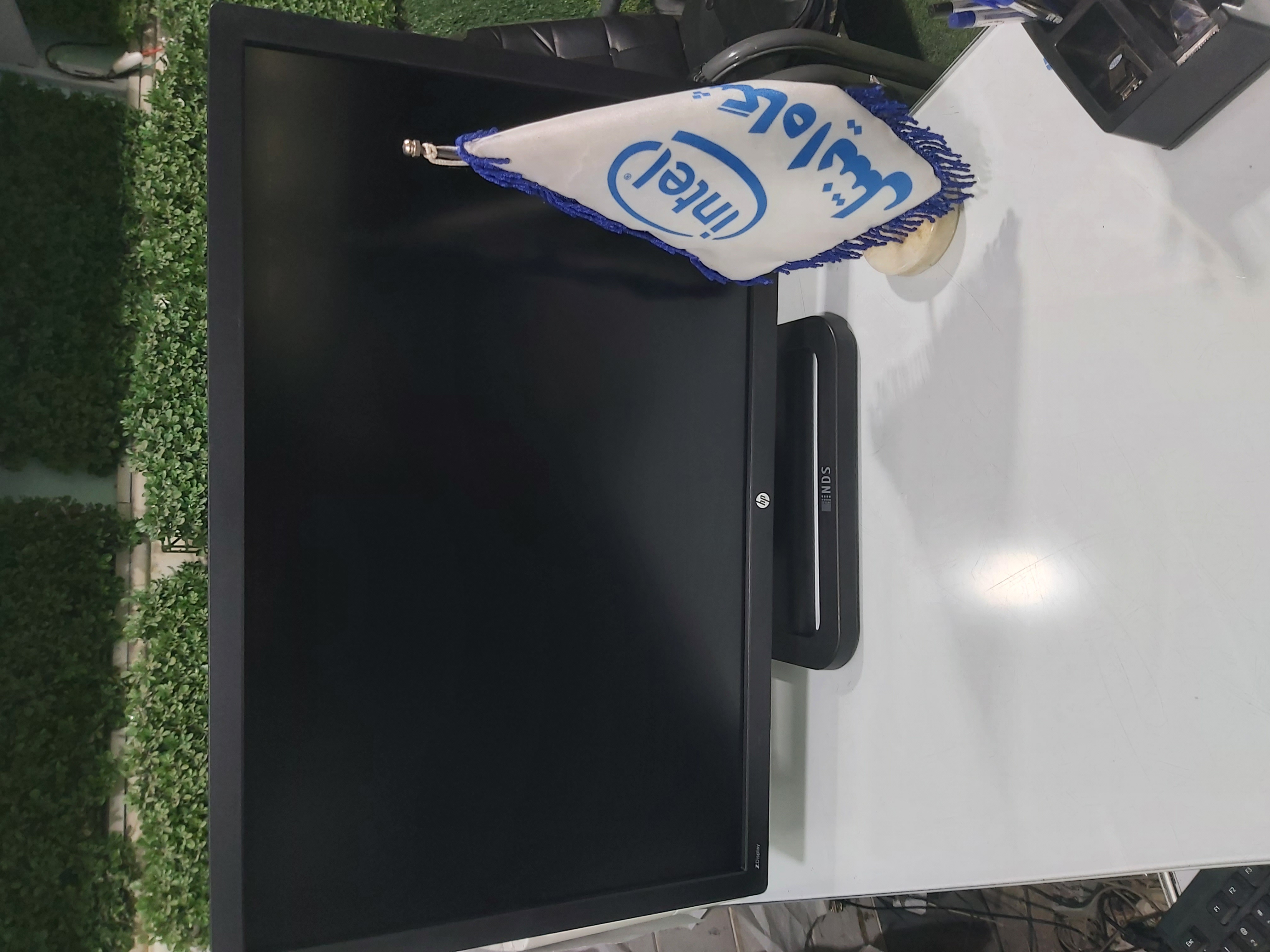 2k مانیتور 30 اینچ  استوک hp ‎Z30I  با کیفیت